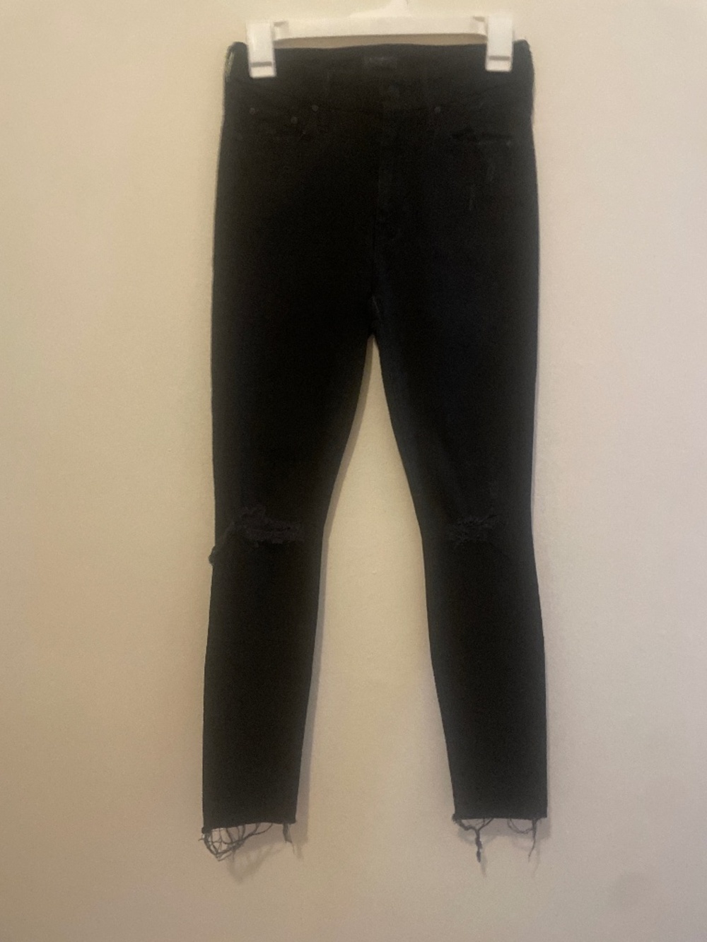 Mother Denim Looker Ankle Fray Jeans Black Guilty as Sin 25 Stretch High Rise